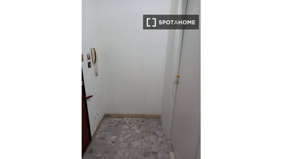 Double room Bologna, 4 beds — photo 6