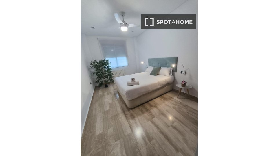 Apartment Valencia, 3 beds, 140m² — photo 15