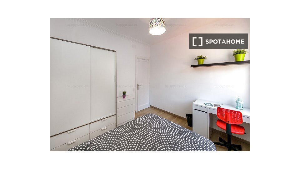 Double room Barcelona, 10 beds — photo 25