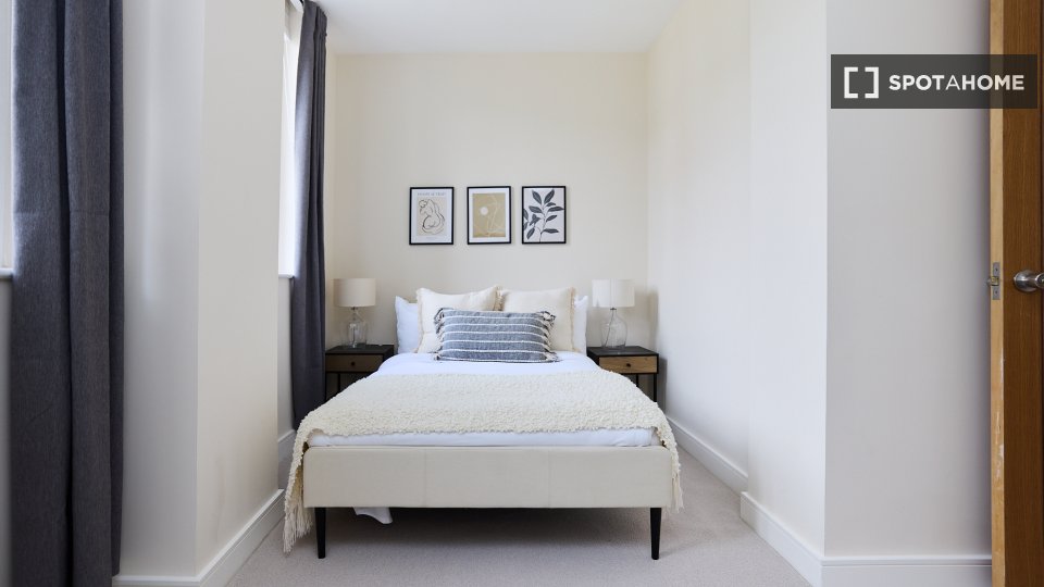 Apartment London, 2 beds, 84m² — photo 1
