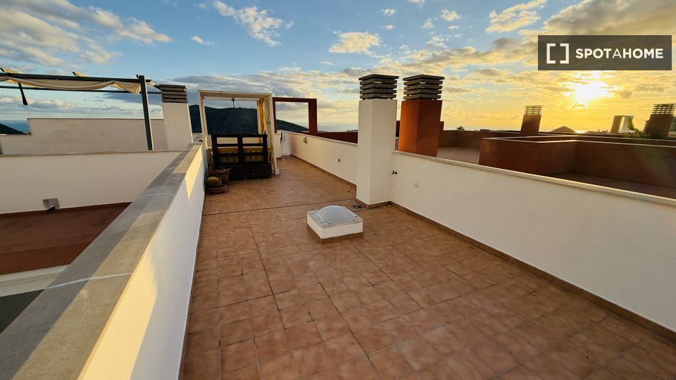 Apartment mono Santa_Cruz_De_Tenerife, 70m² — photo 3