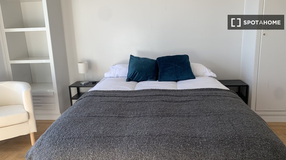 Double room Madrid, 6 beds — photo 6