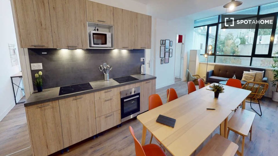 Double room Paris, 12 beds, 220m² — photo 32
