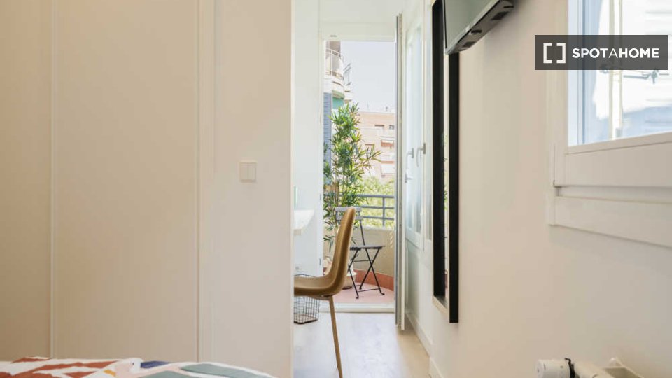Double room Madrid, 4 beds — photo 39