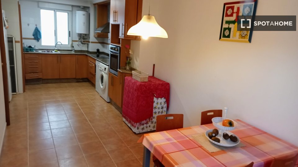 Double room Valencia, 4 beds, 110m² — photo 8