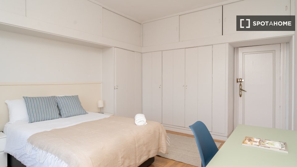 Double room Madrid, 6 beds — photo 21