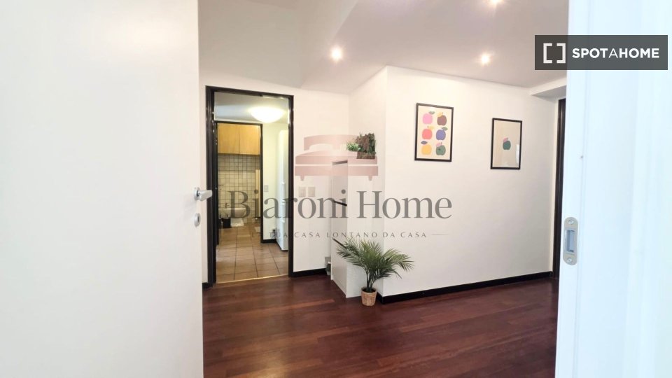 Double room Milan, 7 beds, 100m² — photo 17