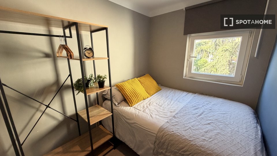 Double room Madrid, 6 beds, 70m² — photo 23