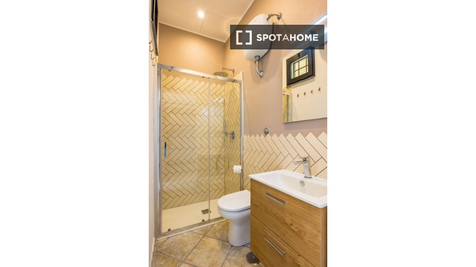 Apartment Naples, 1 bed, 80m² — photo 17