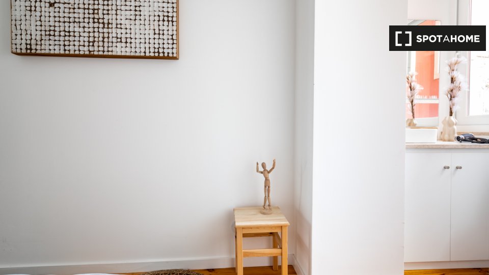 Apartment Lisbon, 2 beds — photo 11