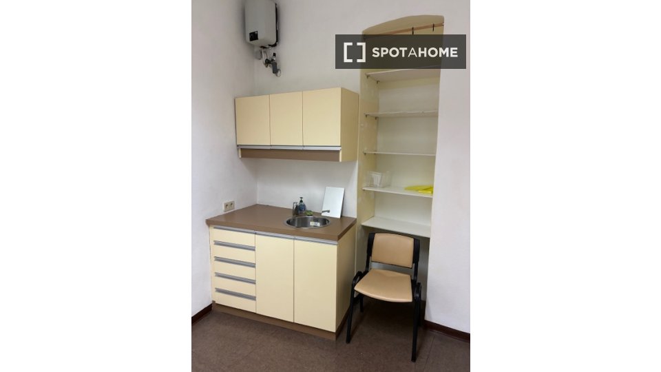 Double room Vienna, 3 beds, 88m² — photo 9