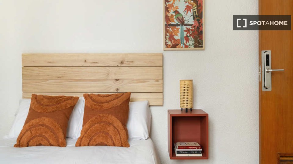 Double room Madrid, 10 beds — photo 30