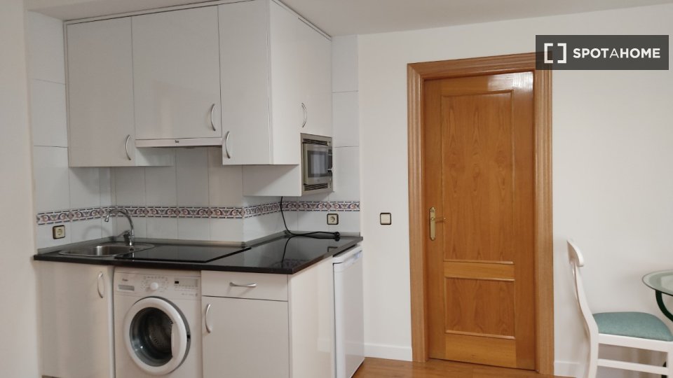 Apartment mono Madrid, 40m² — photo 1
