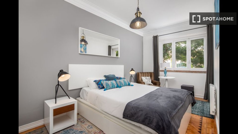 Apartment Lisbon, 4 beds — photo 4