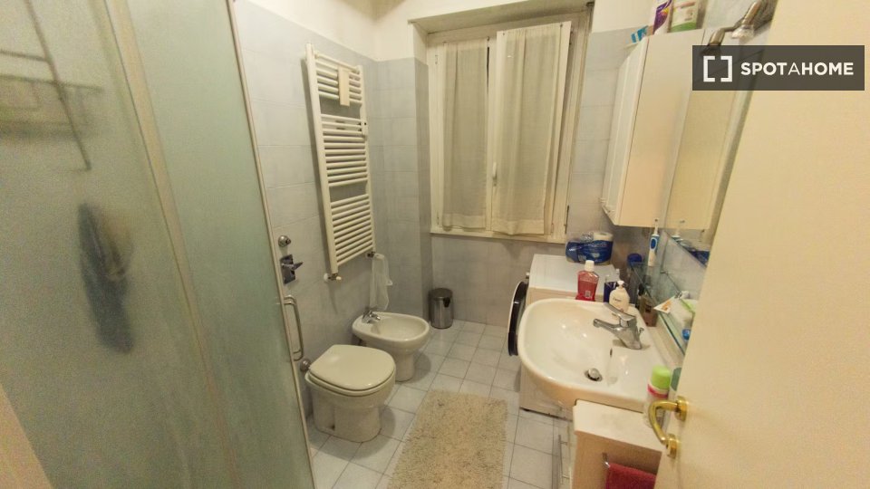 Double room Milan, 2 beds, 70m² — photo 11