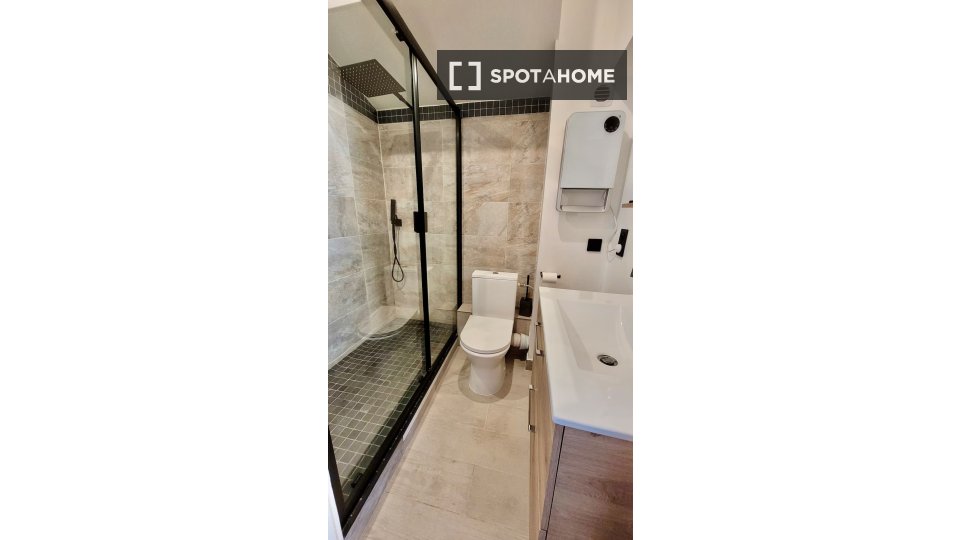 Apartment Marseille, 4 beds — photo 13