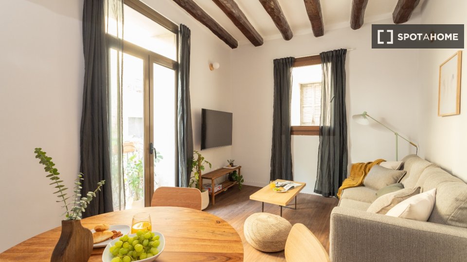 Apartment Barcelona, 1 bed, 40m² — photo 11