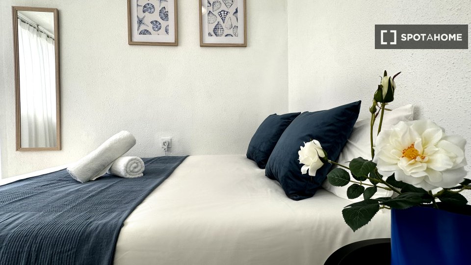 Double room Valencia, 5 beds — photo 1