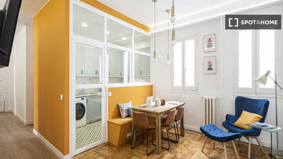 Double room Madrid, 8 beds — photo 35