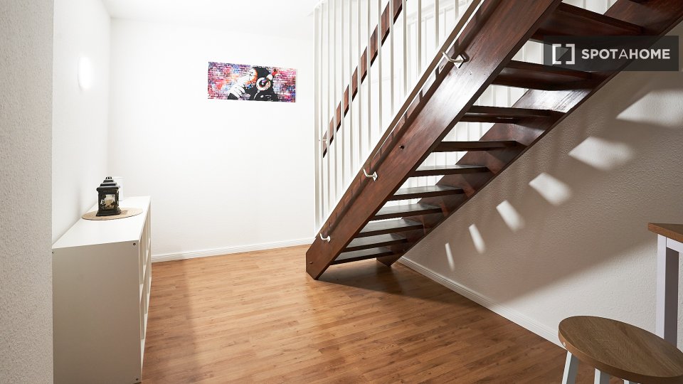 Double room Dusseldorf, 4 beds — photo 31