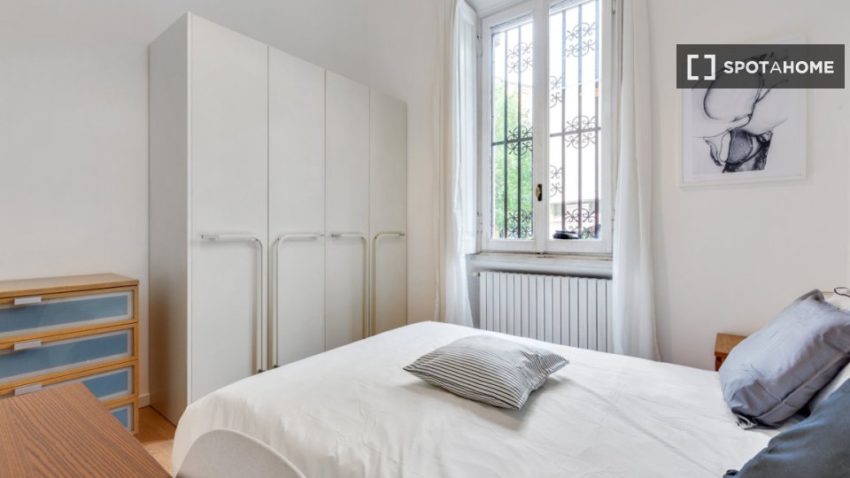 Double room Milan, 2 beds, 70m² — photo 2