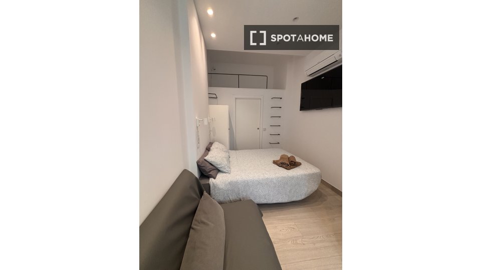 Apartment Madrid, 1 bed, 21m² — photo 22