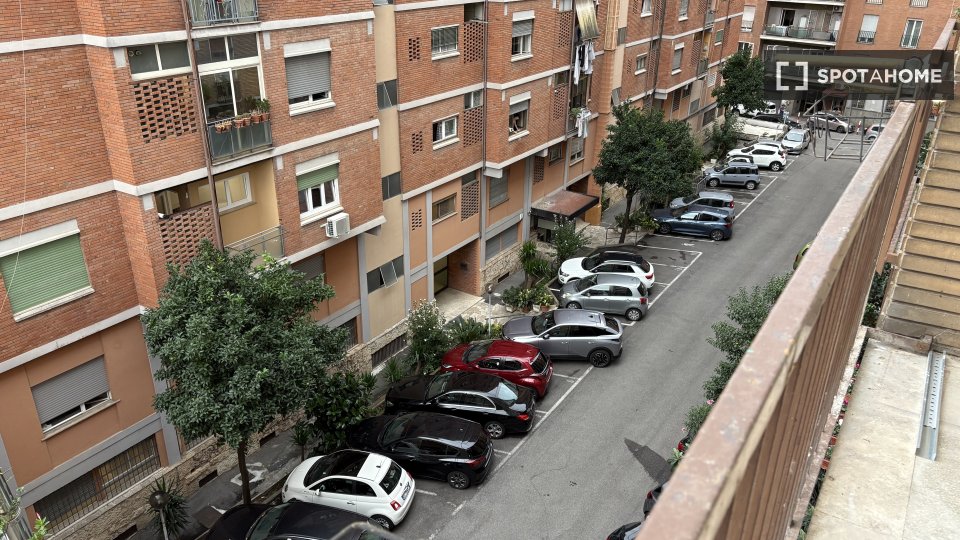 Double room Rome, 3 beds — photo 2