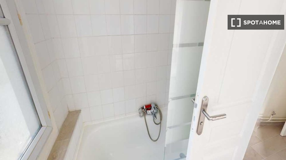 Double room Paris, 4 beds, 120m² — photo 6