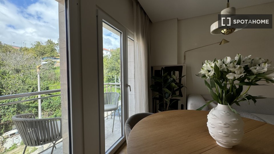 Apartment Lisbon, 2 beds, 99m² — photo 4