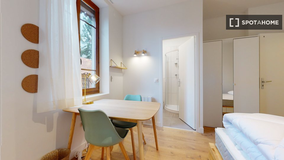 Double room Lyon, 38 beds — photo 2