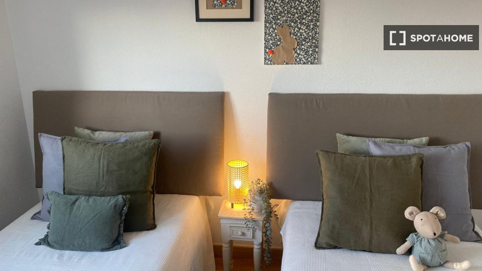 Apartment Valencia, 3 beds, 90m² — photo 2