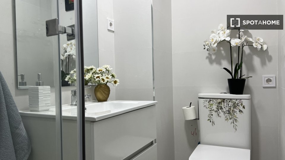 Apartment Madrid, 1 bed, 24m² — photo 2
