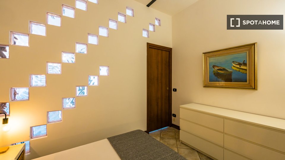 Apartment Naples, 1 bed, 80m² — photo 15