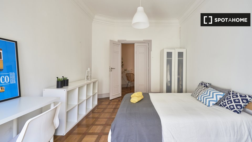 Double room Lisbon, 13 beds — photo 4