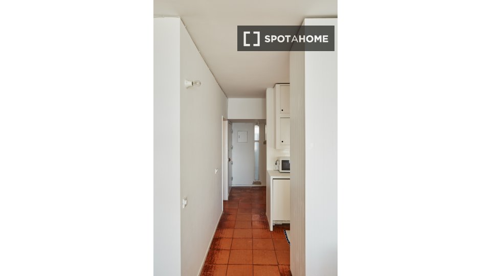 Apartment Lisbon, 1 bed — photo 8