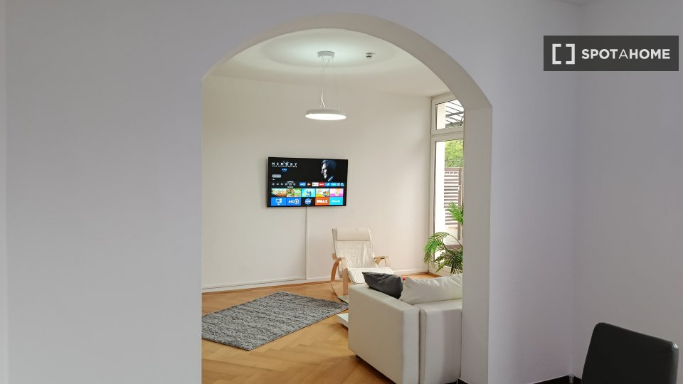Apartment mono Frankfurt, 83m² — photo 5