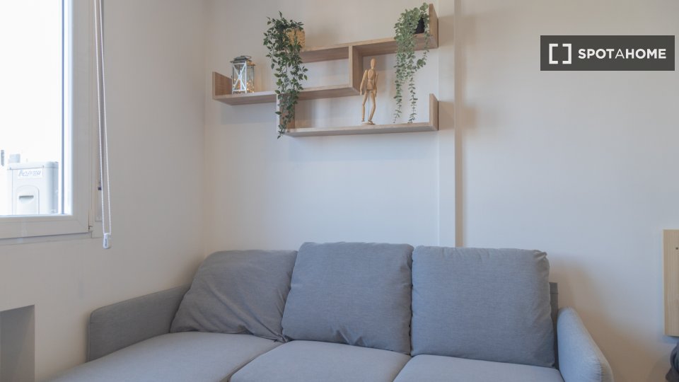 Double room Madrid, 5 beds — photo 13
