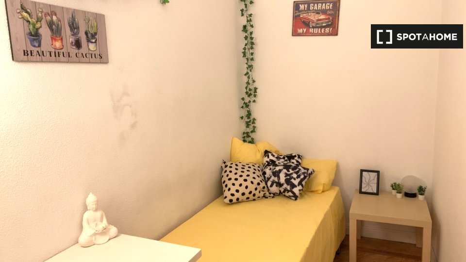 Double room Madrid, 9 beds — photo 1