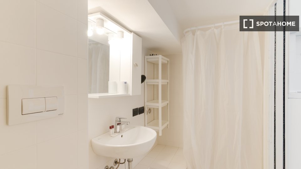 Apartment mono Milan, 25m² — photo 13