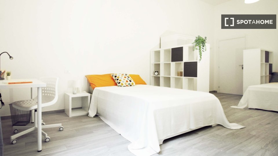 Double room Bologna, 4 beds — photo 15