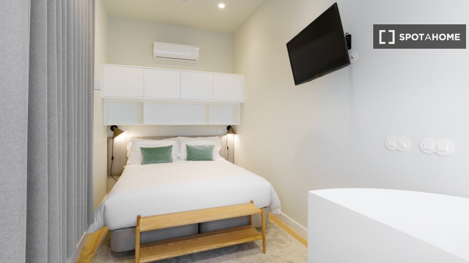 Apartment Porto, 1 bed, 60m² — photo 15
