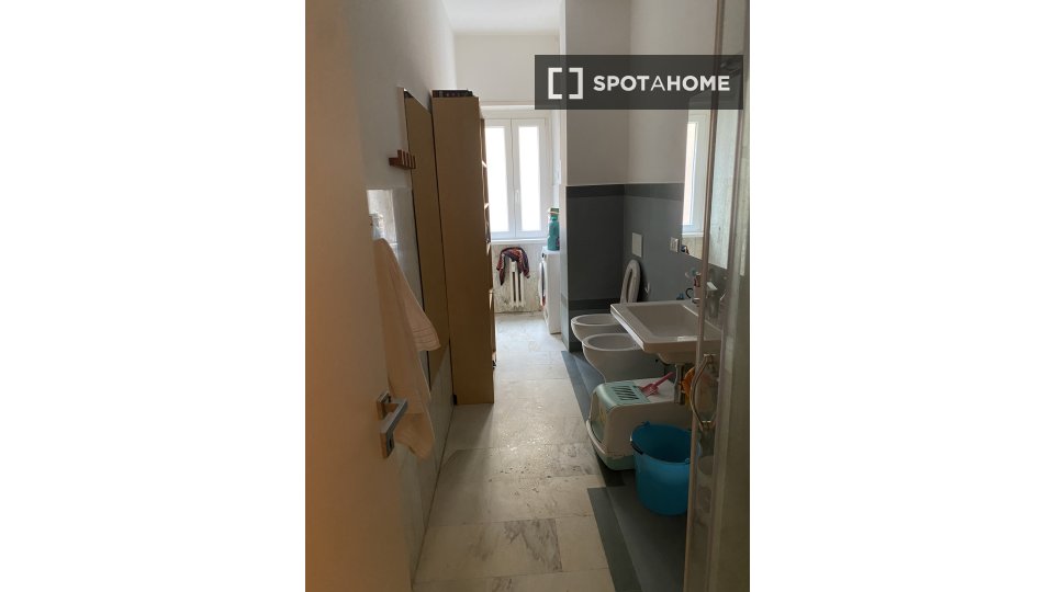Double room Rome, 2 beds, 70m² — photo 3