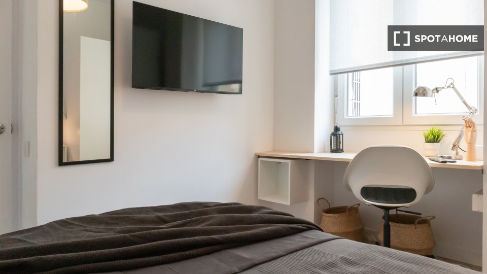 Double room Madrid, 7 beds — photo 11