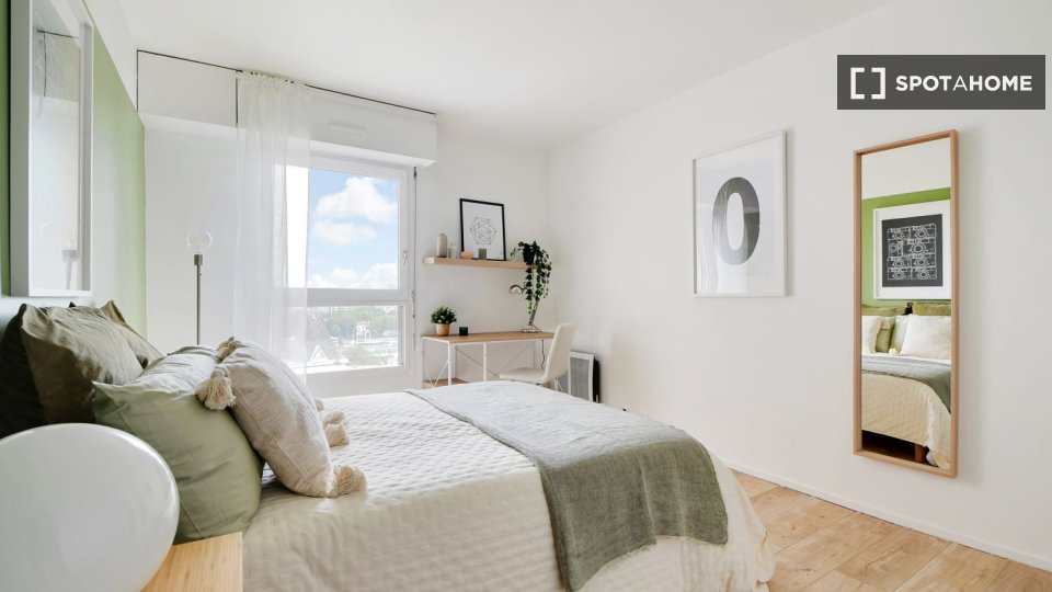 Double room Paris, 4 beds — photo 8