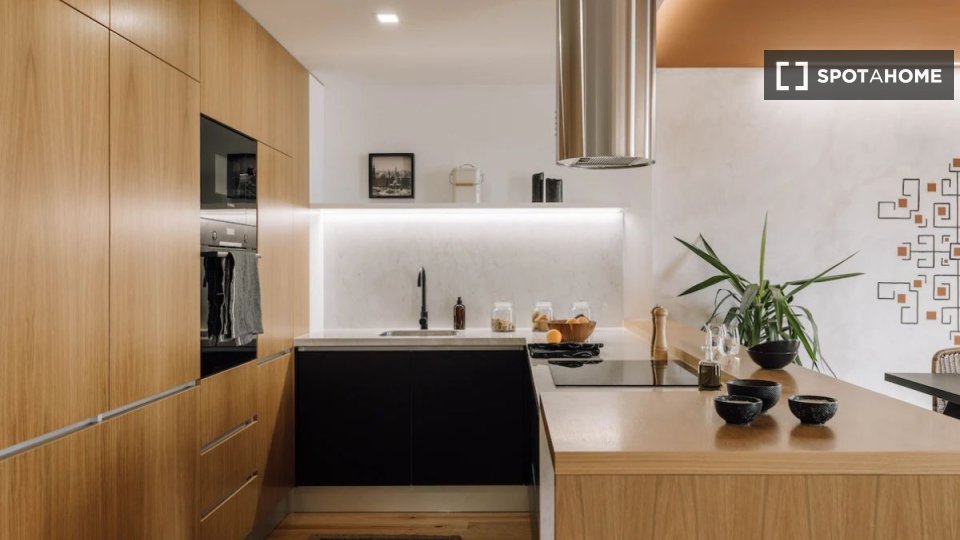 Apartment Lisbon, 2 beds — photo 15