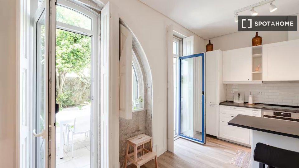 Apartment Porto, 3 beds, 132m² — photo 7