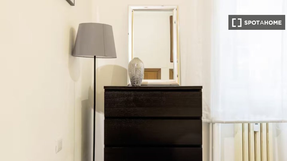 Apartment Milan, 2 beds, 90m² — photo 2