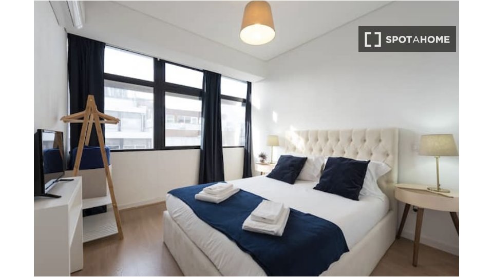 Apartment Porto, 2 beds, 47m² — photo 14