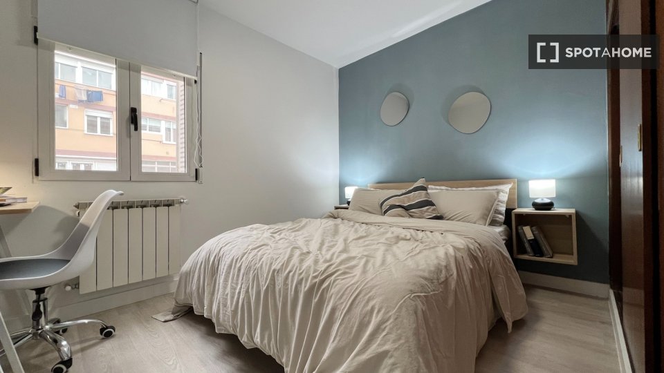 Double room Madrid, 5 beds — photo 27