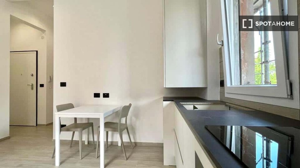 Apartment Bologna, 1 bed — photo 12